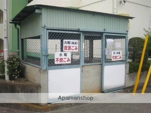 ツインヴィラ大島Aの物件内観写真